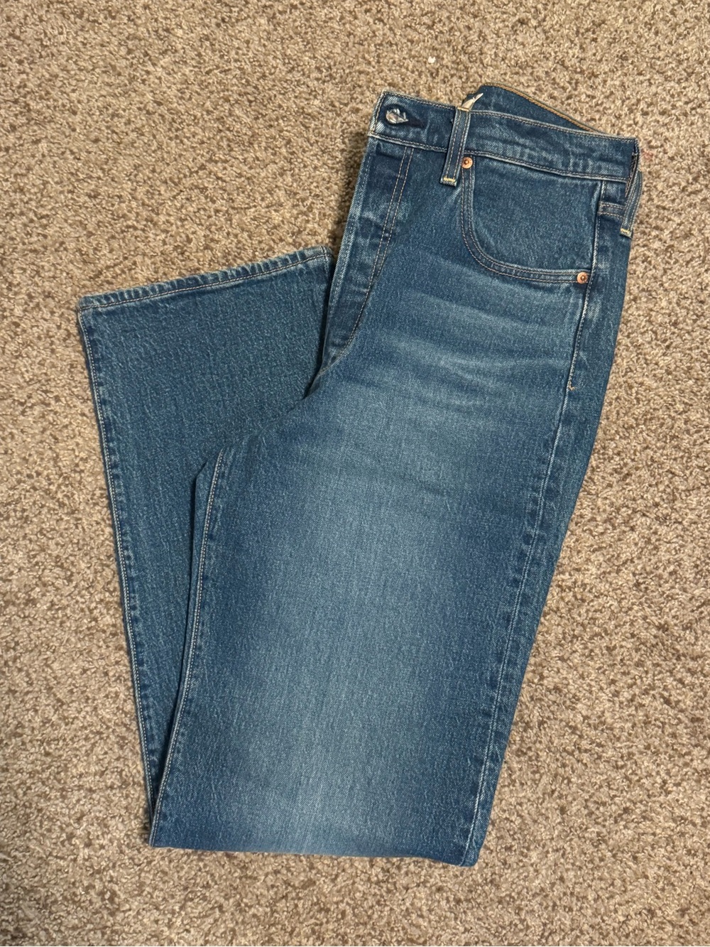 Levi’s ribcage straight women’s